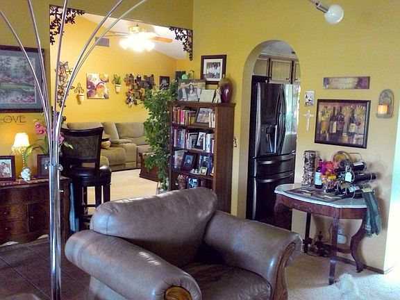 Entry area to living room