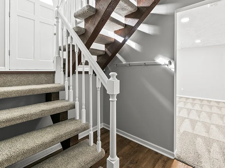 15416 Westchester Cir — Photo 22