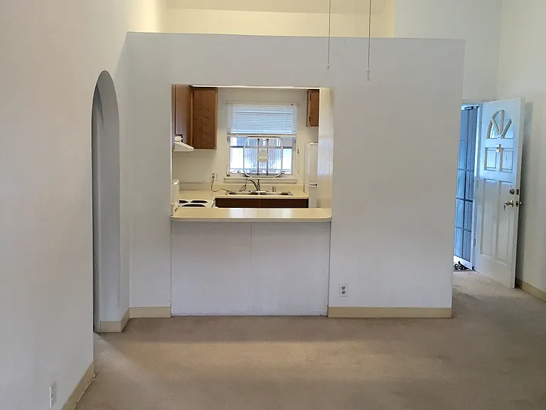 355 Aoloa St #J202 — Photo 2