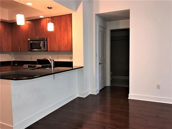 5th image of 317 NE 3rd St