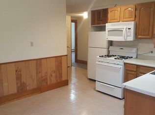 73 Faxon St #R2, Newton, MA 02458