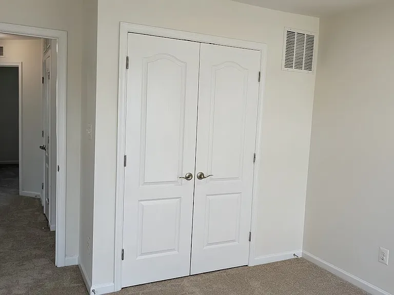 7821 Taggart Ct — Photo 22