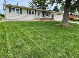 2924 Riverside Ter, Quincy, IL 62305