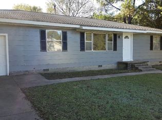 1201 S 3rd St, Henryetta, OK 74437