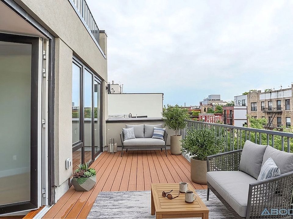 1st image of 682 Hancock St APT 4A