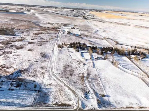 260235 E Range Rd #23, Rocky View County, AB T2P 4L4