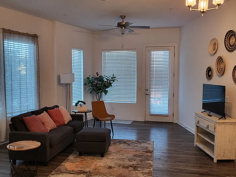 Trailside Oaks Townhomes — Photo 68
