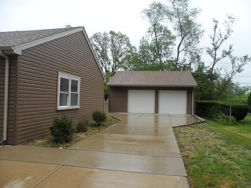 5th image of 281 Woodbridge St