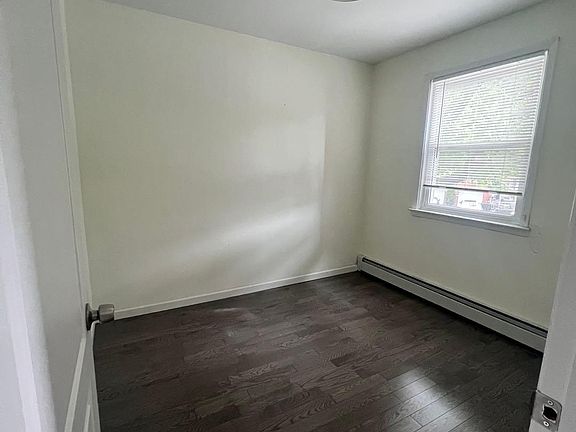 4th image of 1806 Clintonville St #2