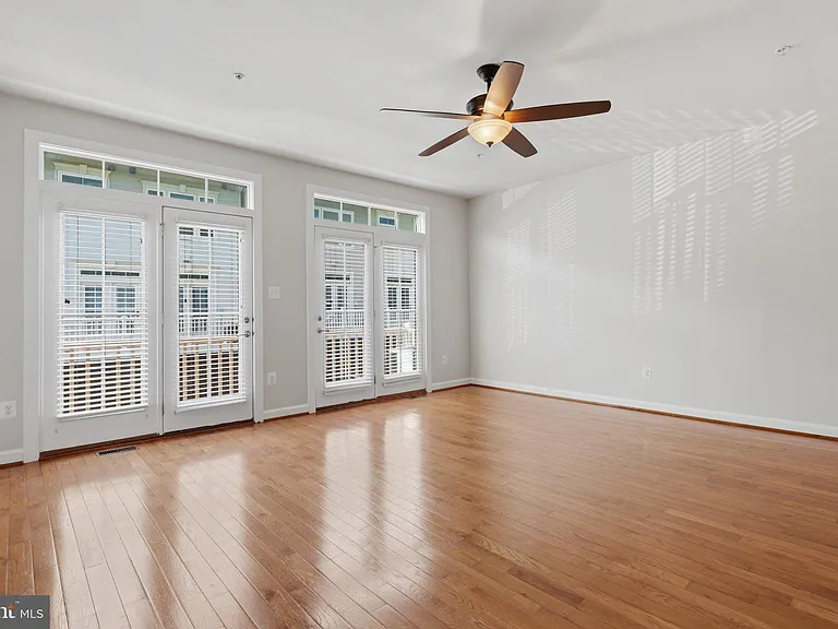 3589 Katherine Way — Photo 16