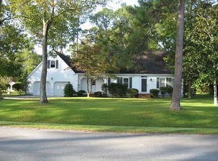 138 N Shore Rd, Beaufort, NC 28516