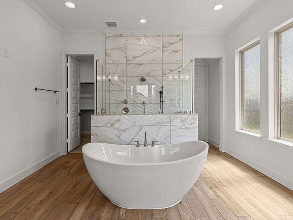 5th image of 12122 Grassy Bend Dr
