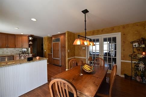 Breakfast Room/French Doors