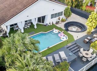 205 N 31st Ave, Hollywood, FL 33021