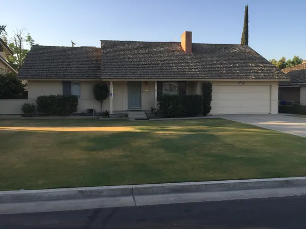 127 Pasatiempo Dr, Bakersfield, CA 93305