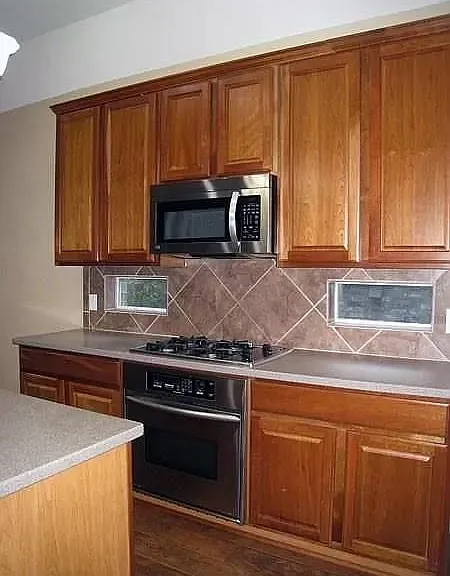 2406 Beeleigh Ct — Photo 10