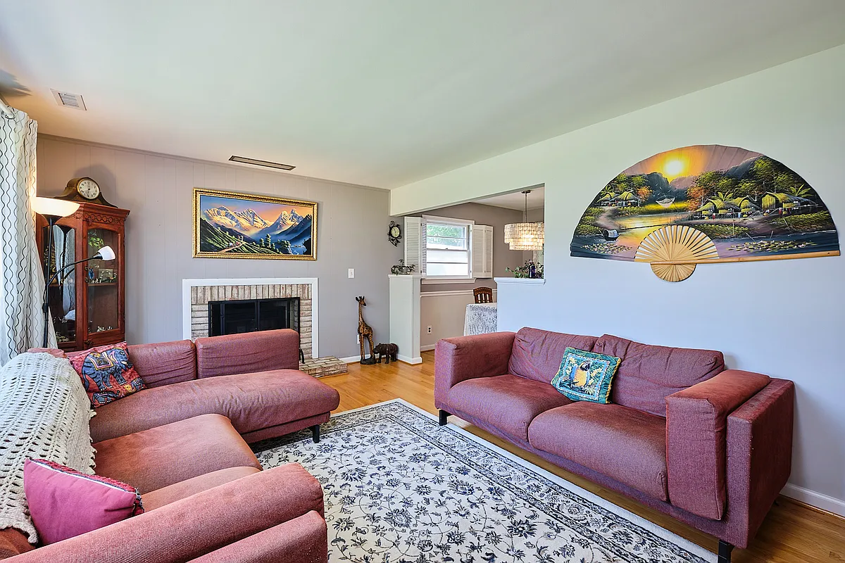 Building Photo - 11714 College View Dr