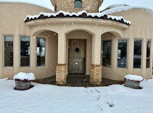 28 Woodlands Dr, Tijeras, NM 87059