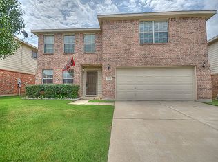 2124 Laughlin Rd, Fort Worth, TX 76177