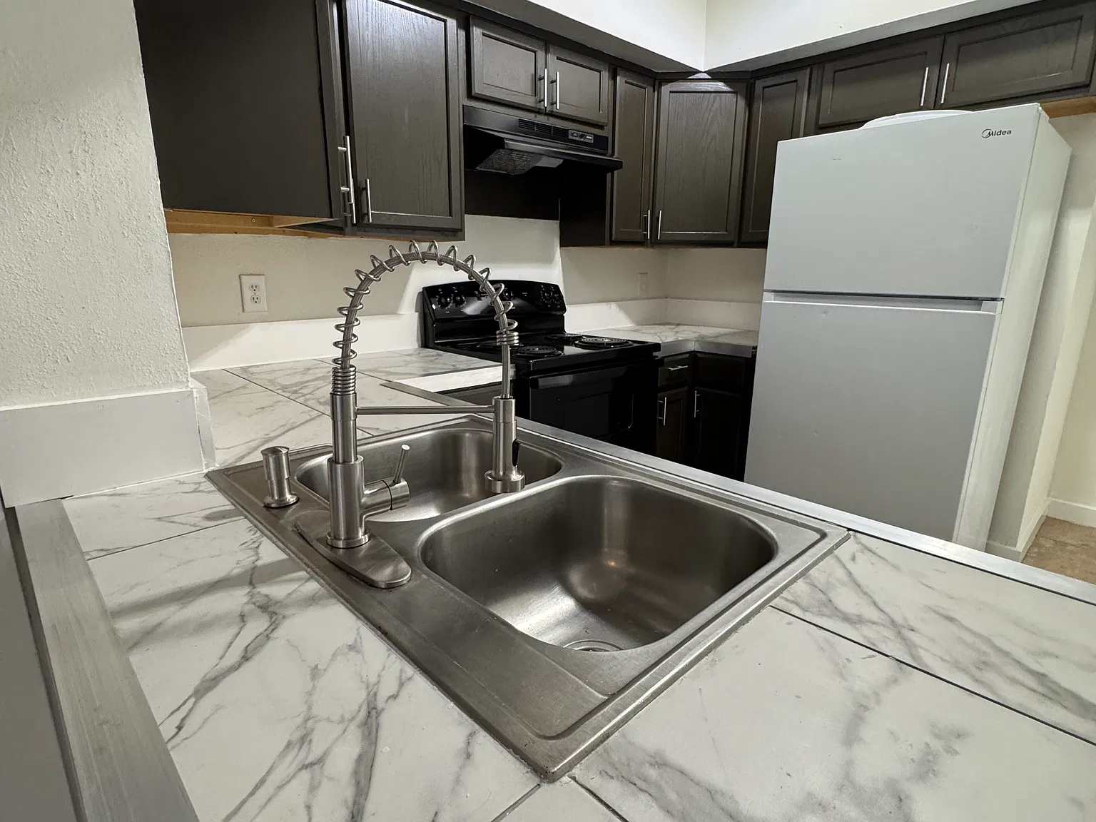 8712 Village Of Fondren Dr — Photo 2