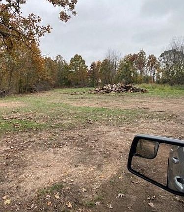 2nd image of 68 On Old Hwy