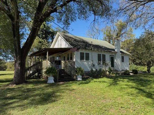 235 Old Mulberry Rd, Fayetteville, TN 37334