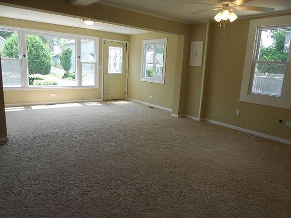 4th image of 220 E Shadydell Ave