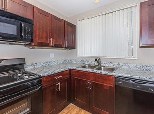 1450 S Busse Rd APT 001E, Mount Prospect, IL 60056