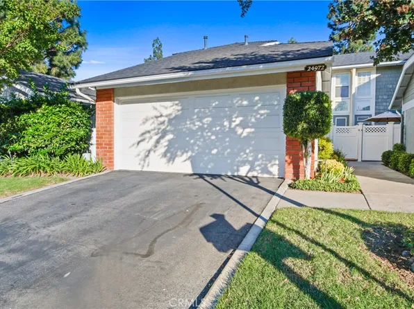 24972 Acacia Ln #68, Laguna Hills, CA 92653