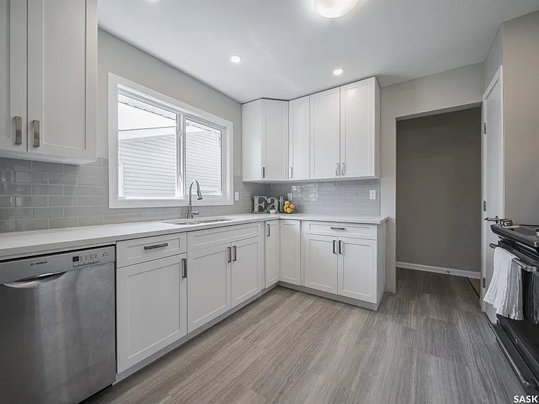 2202 Cumberland Ave S #A — Photo 16