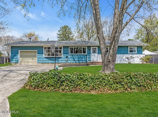 21 Dockage Rd, Bayville, NJ 08721