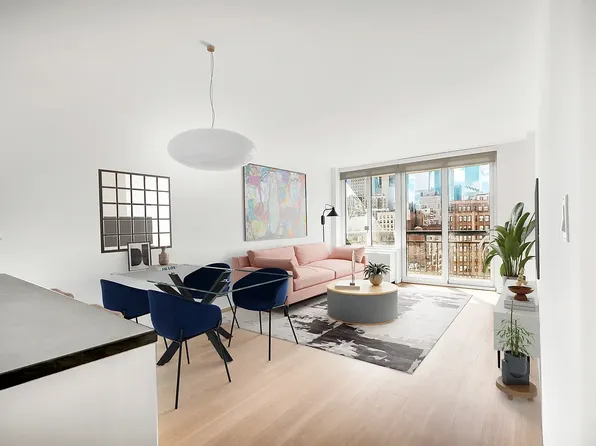 70 West 37th Street image 1 of 29