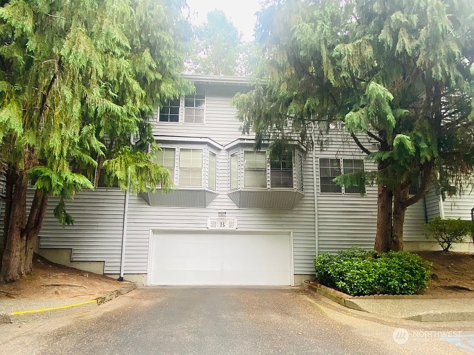 1st image of 7604 Concord Lane NE #B202
