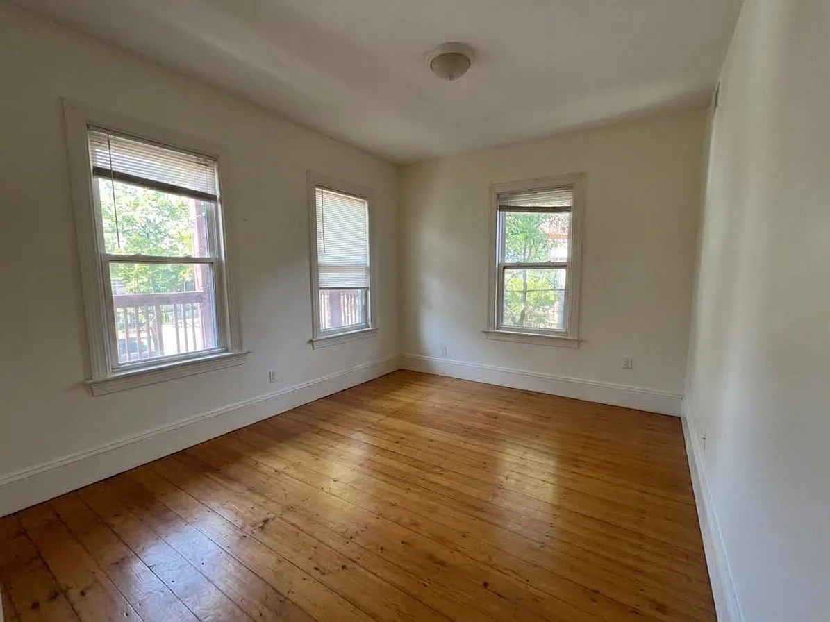 3 bed, 2.0 bath, $3,495 — Photo 3