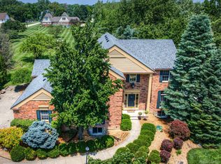 350 Belle Meade Rd, Troy, MI 48098