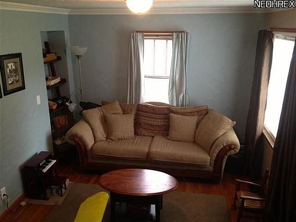 2nd image of 156 17th St NE