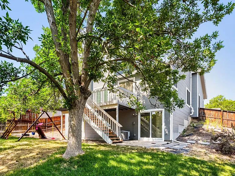 9344 Montrose Way — Photo 19