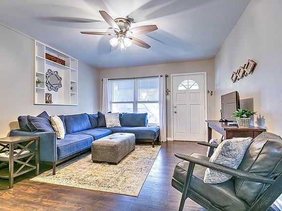 4th image of 2526 W Harris Ave