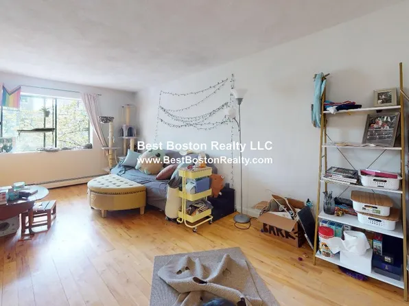 84 Grant St, Somerville, MA