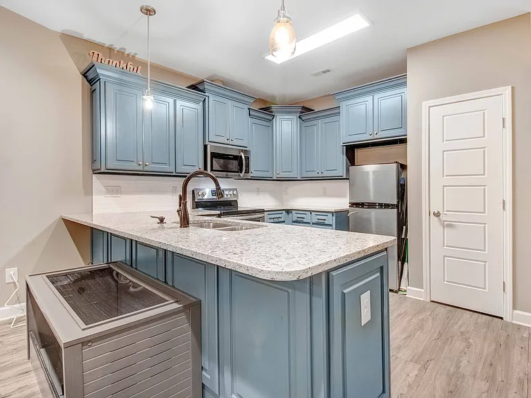 1504 S Taylor St #1 — Photo 11