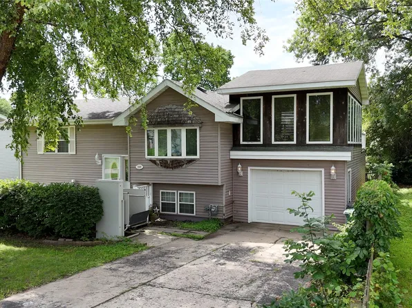 225 George St, Hartford, IA 50118