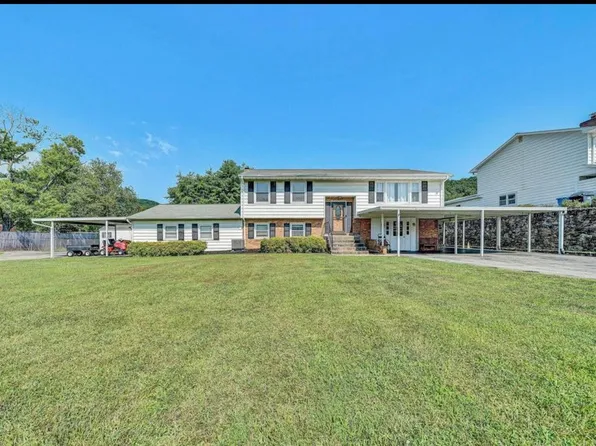 3707 Springvale St SE, Roanoke, VA 24014