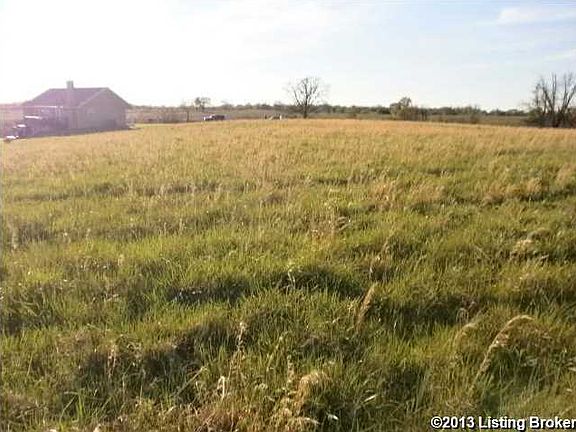 5th image of 9 Cochran Hill Ln