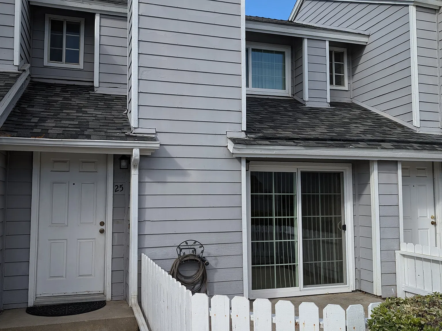 2 bed, 2.5 bath, 1171 sqft, $3,000 — Photo 1