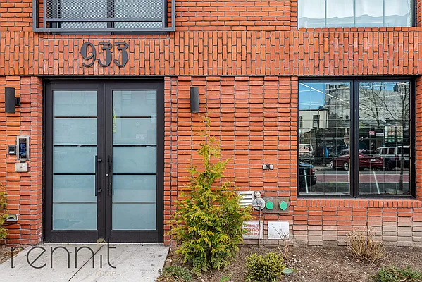 Rented by Rennit Inc. | media 28