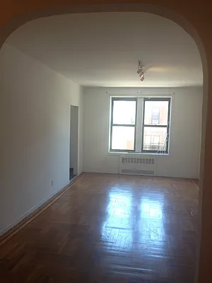 Rented by Rolling Stone Realty LLC | media 8