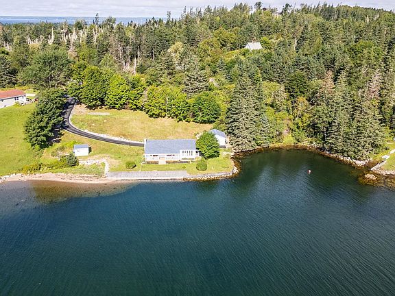 2nd image of 146 Redmonds Rd