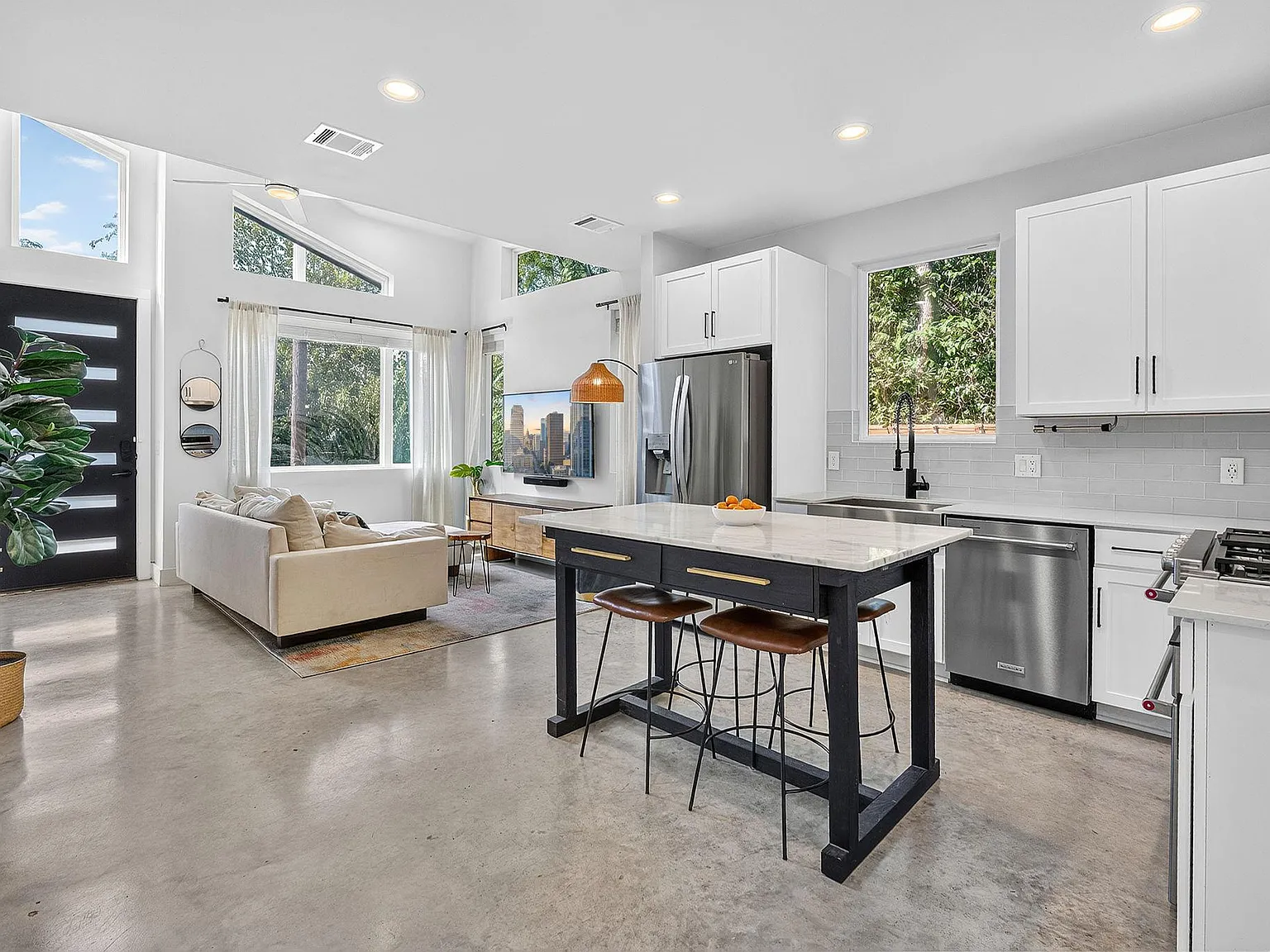 2 bed, 2.5 bath, 961 sqft, $3,000 — Photo 3