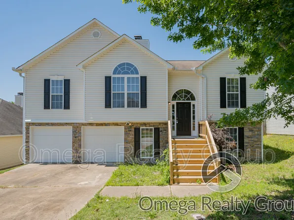 2815 Dotti Dr, Phenix City, AL 36870
