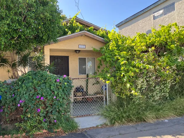 1372 Grand Ave, Long Beach, CA 90804